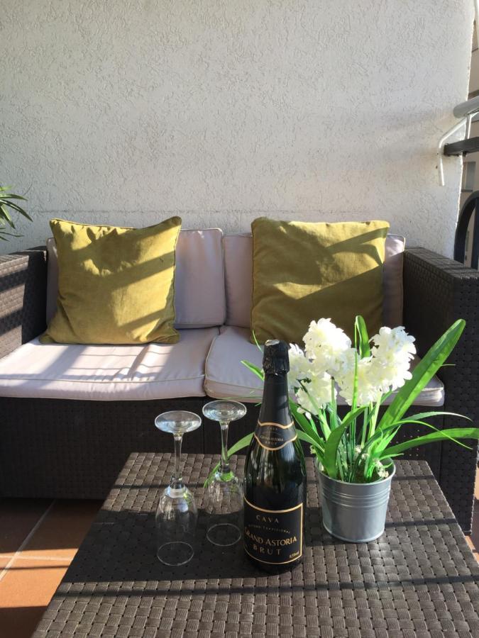 The Hollidays Apartment Καλέλα Εξωτερικό φωτογραφία