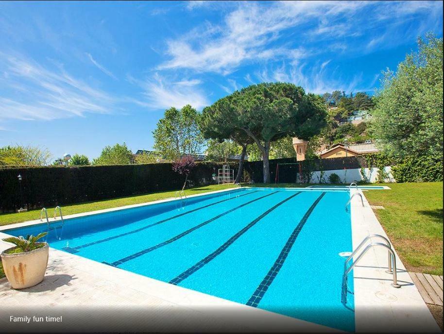 The Hollidays Apartment Καλέλα Εξωτερικό φωτογραφία